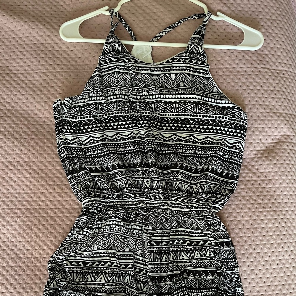 Jumpsuits - Picture 5 of 5